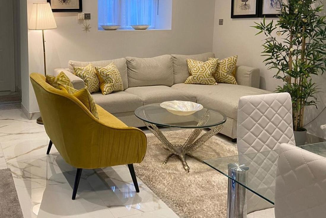 Elegant 2 Bed Flat In Chiswick * Londra